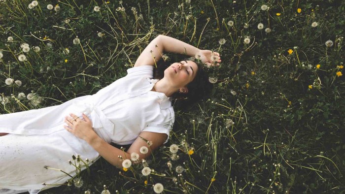 5 cách đơn giản để bạn trở nên độc lập hơn về mặt cảm xúc